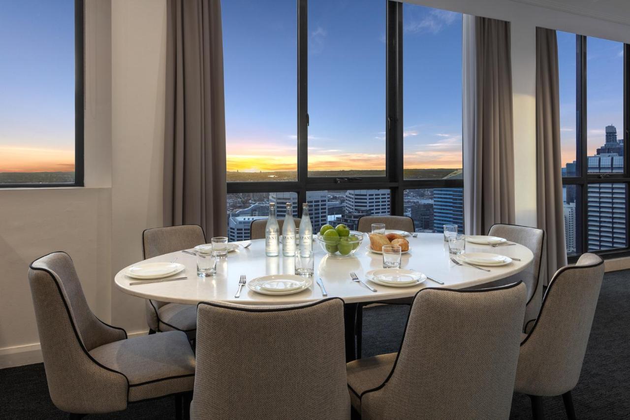 Meriton Suites Pitt Street, Sydney Exterior foto Dining room